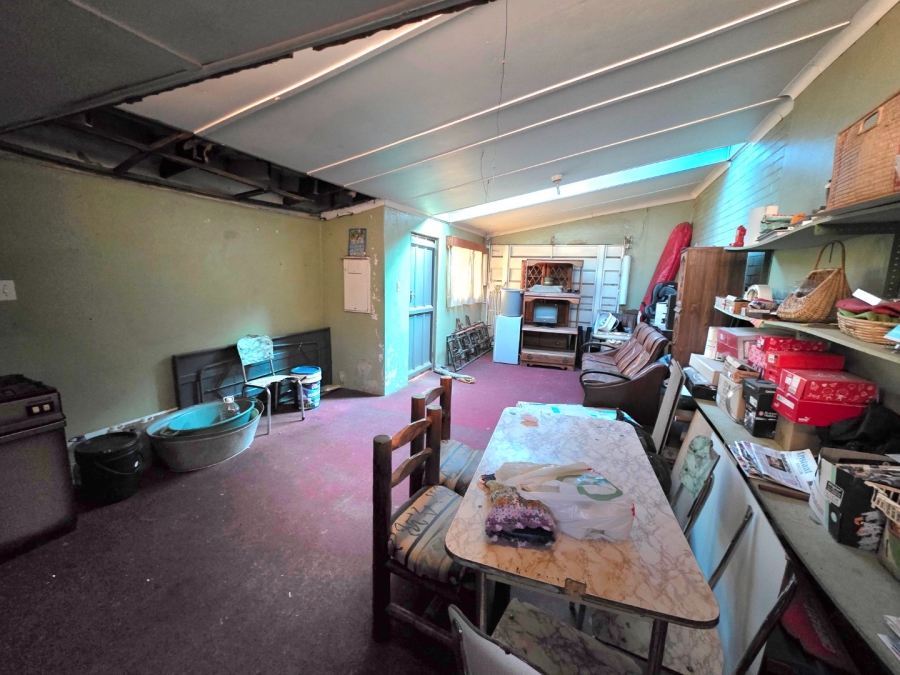 5 Bedroom Property for Sale in Jordania Free State